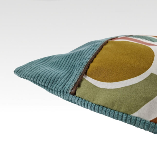 Balletjeskussen-Lazy-Cosy-Geo-detail-2 Balletjeskussen-Lazy-Cosy-Geo-detail-2