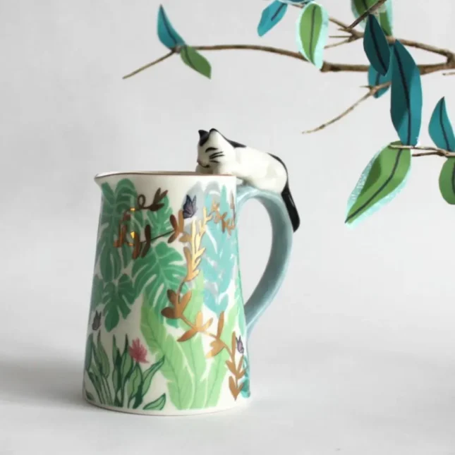 Boulevard Cat Mini Jug detail Boulevard Cat Mini Jug detail