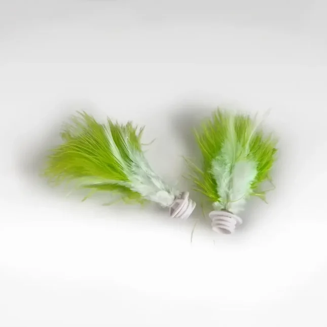 Double Spinner op catsandthings.nl - veren Double Spinner op catsandthings.nl - veren