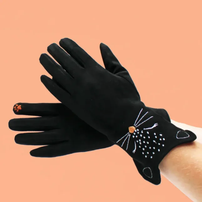 Feline Gloves handen @ catsandthings.nl Feline Gloves handen @ catsandthings.nl