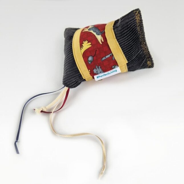 Jumping-cats-smellybag-3 Jumping-cats-smellybag-3