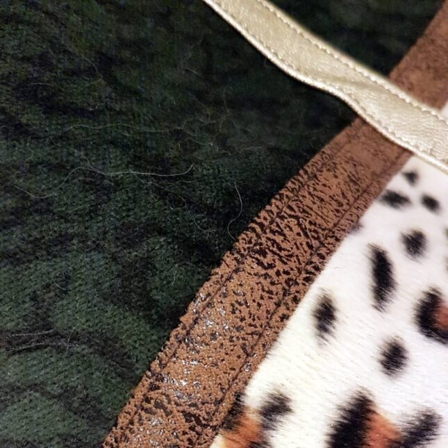 Jungle-Fever-Balletjes-Kussen-2 Jungle-Fever-Balletjes-Kussen-2