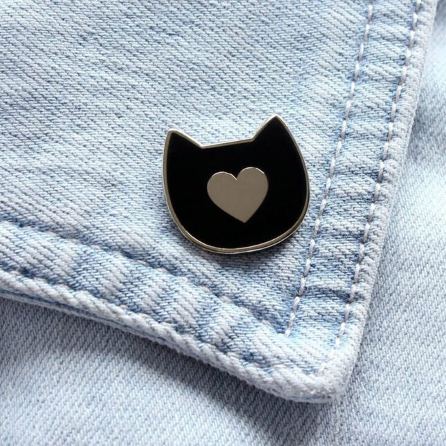 Kattenkop-speld-in-zwart-2-@-catsandthings.nl_ Kattenkop-speld-in-zwart-2-@-catsandthings.nl_