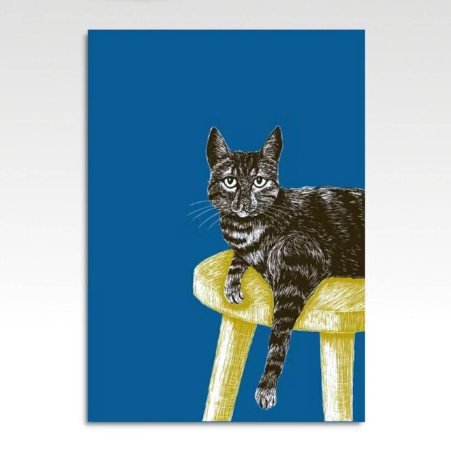 Kattenposter-Cat-on-Hocker-linosnede-b-@catsandthings.nl_