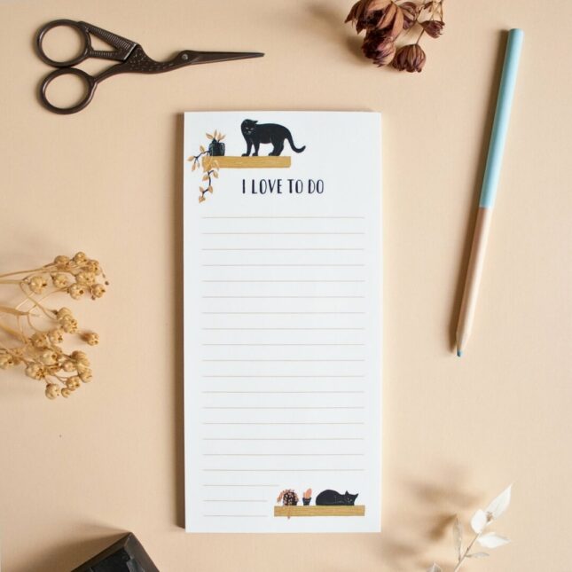 Kladblok-met-katten-op-plankjes-2 Kladblok-met-katten-op-plankjes-2