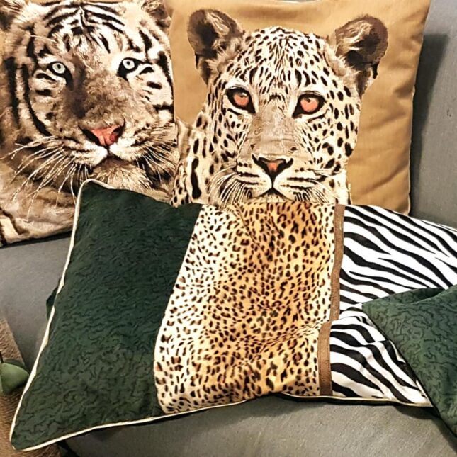 Lazy-Jungle-Fever-Balletjes-Kussen-3 Lazy-Jungle-Fever-Balletjes-Kussen-3