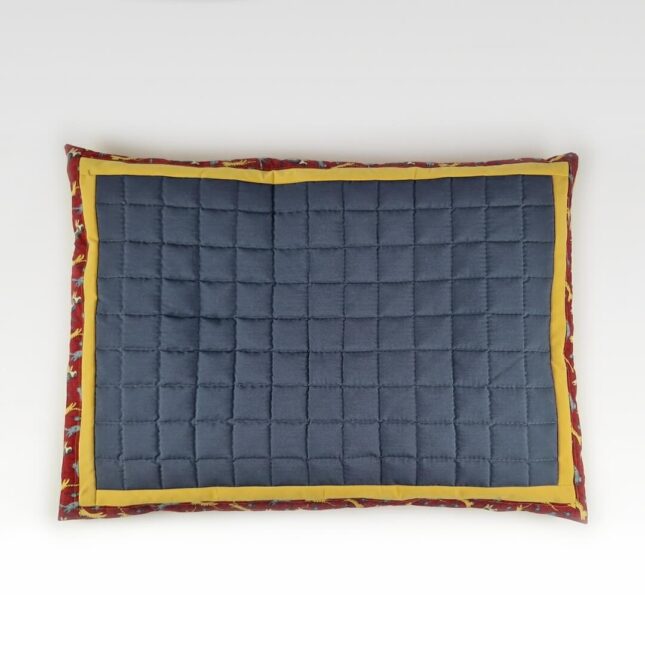 jumping-cats-balletjeskussen-2 jumping-cats-balletjeskussen-2